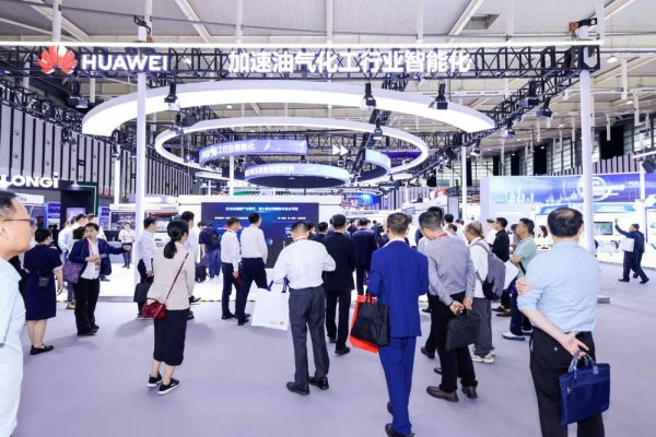 1758790202-39db761eb4b33e7